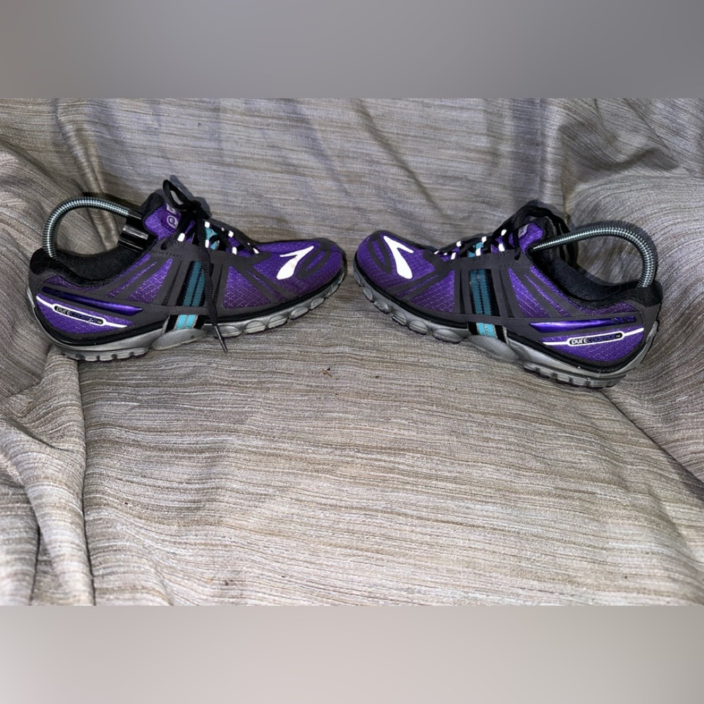 Brooks Pure Cadence 2 Womens Shoes Size 9.5 Purple Gray Running Sneakers